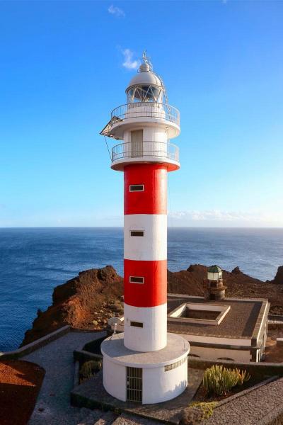faro punta de teno